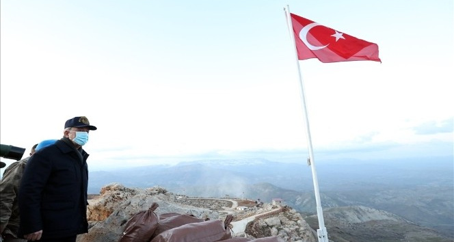 Akar ve TSK komuta kademesi geceyi Şırnak’ta geçirdi, Namaz Dağı’nda terörle mücadele tedbirlerini inceledi