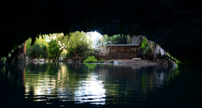 Dünyaca ünlü Altınbeşik Mağarası, yeniden ziyarete açılacağı günü bekliyor