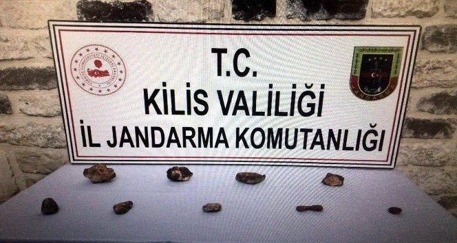Kilis’te 7 adet fosil ile 2 adet doğal taş ele geçirildi