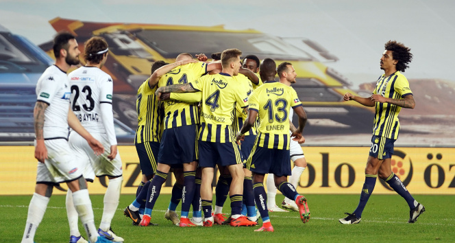 Emre Belözoğlu ilk maçında kazandı! Hem Samatta hem Fenerbahçe geri döndü: 1-0