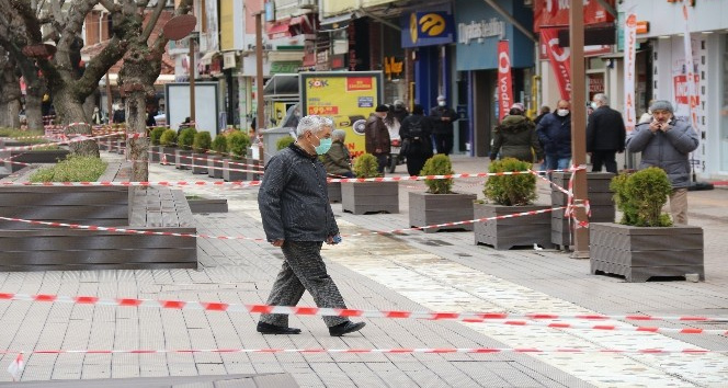 Eskişehir’de yoğunluk oluşturan parklar kapatıldı