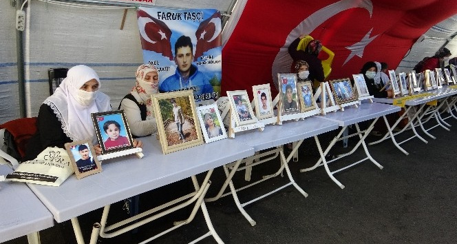 Evlat nöbetindeki acılı baba Turan: &quot;Kızım sağ mı ölü mü bilmiyorum, kızımı HDP kaçırdı&quot;