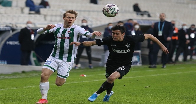 Bursaspor’da İsmail Çokçalış sakatlandı - Ümraniyespor maçında oynamasının zor olduğu öğrenildi