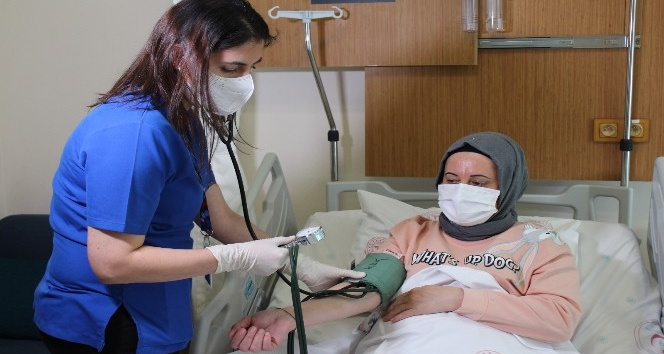 (Özel) Haseki’deki rahim kanseri ameliyatı Türkiye’de ilk, dünyada ikinci