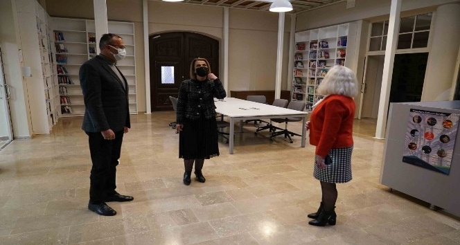 Vali Becel, Kapadokya Üniversitesi Ağız ve Diş Sağlığı Merkezini ziyaret etti