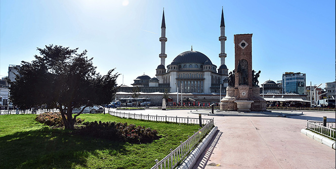 Taksim Camii Ramazan'a hazırlanıyor
