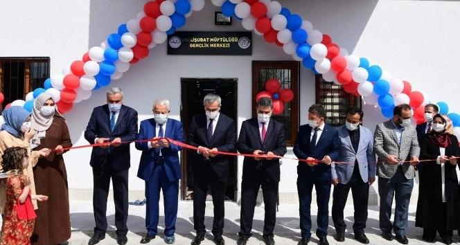 Gençlik Merkezi açıldı