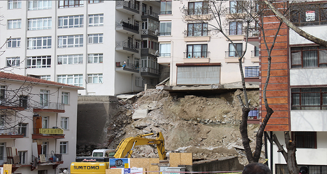 İstinat duvarı çöken bina sakinleri mağduriyetlerini anlattı!