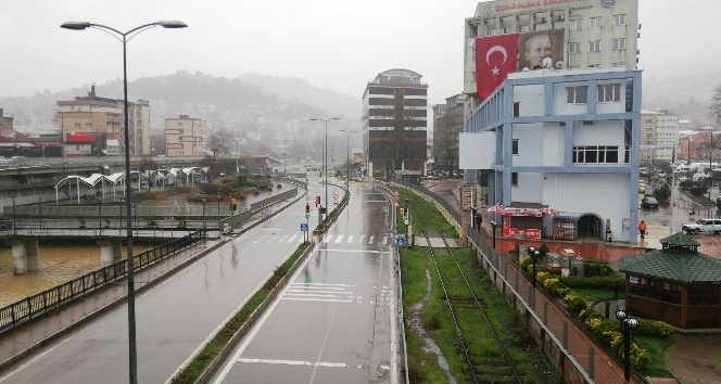 Zonguldak’ta kısıtlama günü sokaklarda sessizlik