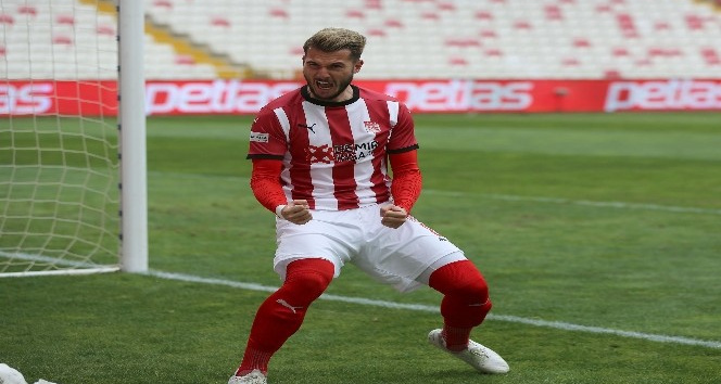 Robin Yalçın, Sivasspor’da siftah yaptı