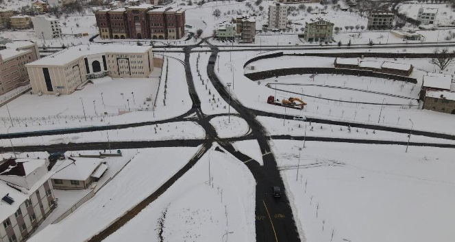 Nevşehir’de kar kalınlığı 42 cm olarak ölçüldü