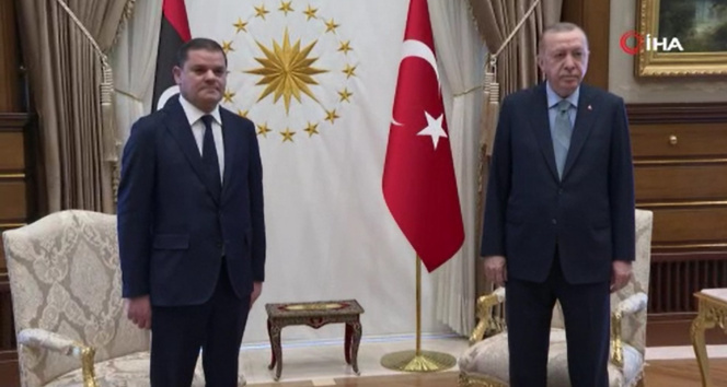 Cumhurbaşkanı Erdoğan ve Dibeybe&#039;nin baş başa görüşmesi sona erdi