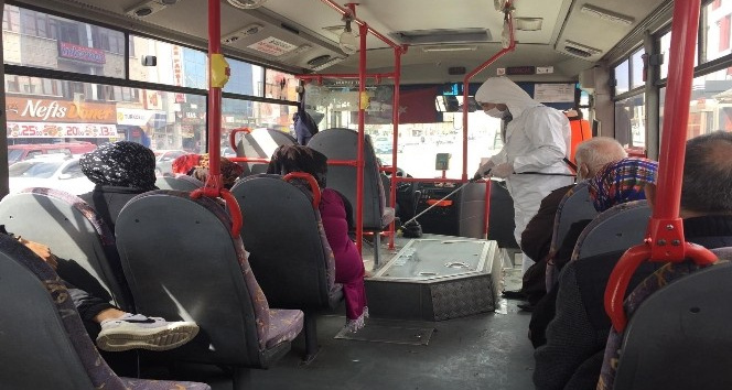 Erzincan’da toplu taşıma araçları dezenfekte edildi