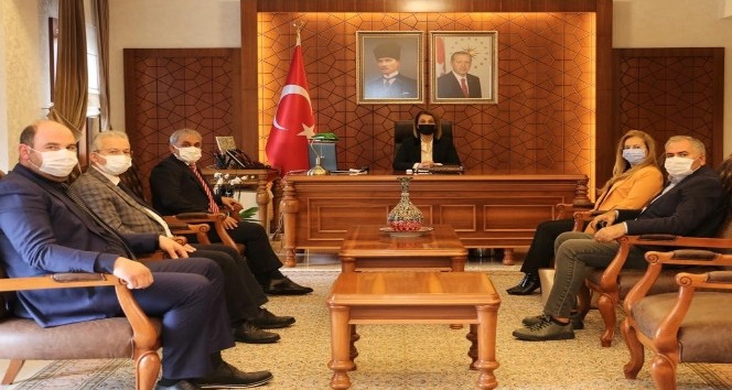 KAPTİD yönetimi Vali Becel’i ziyaret etti