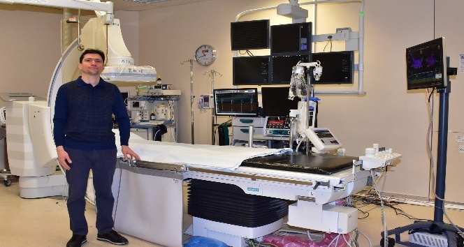 ESOGÜ Hastanesi’nde ’Damarlarda Üç Boyutlu Elektrofizyoloji Haritalama Cihazı’ kullanılıyor