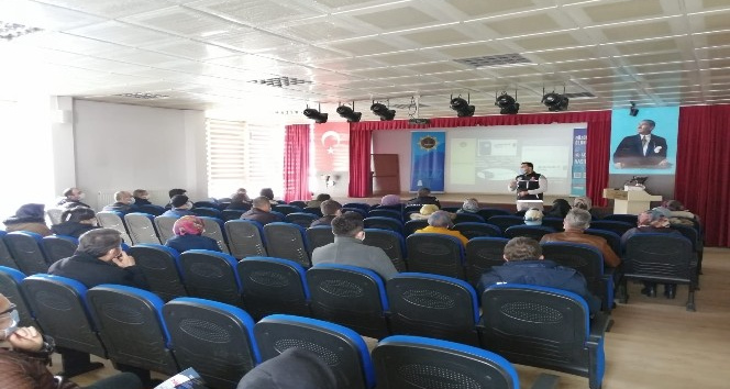 “En İyi Narkotik Polisi Anne” seminerleri Kastamonu’da devam ediyor