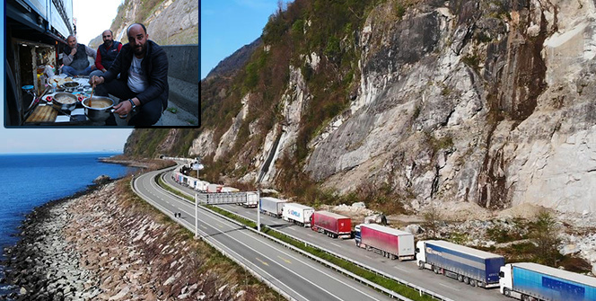 Tır kuyruğunda iftar telaşı