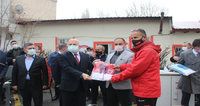Mehmet Sekmen: &quot;Erzurum’da amatör futbol kulüplerine önemli yatırımlar yapılacak&quot;