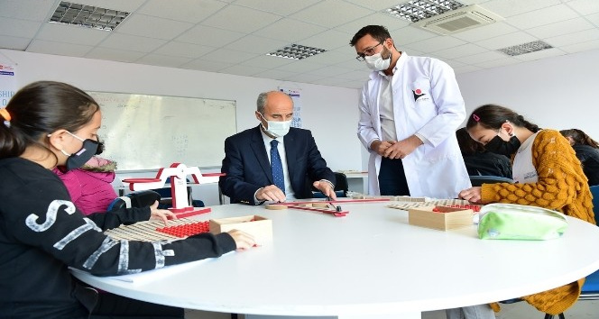 Gençlik merkezinde kurslar başladı