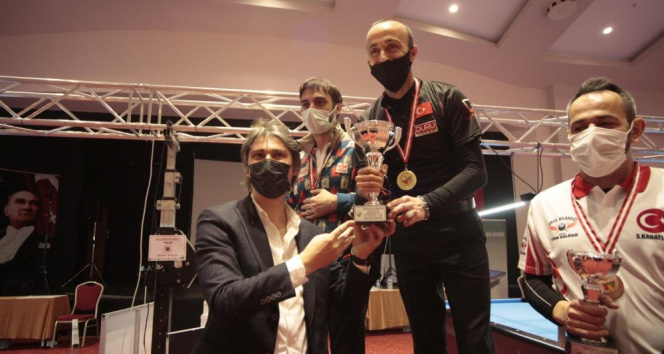 Duru Bulgur Performans Spor Kulübü Sporcularından Bir Altın Bir Bronz Madalya