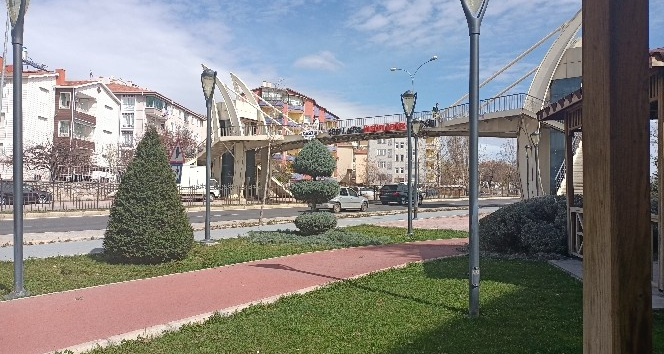 Kırşehir’de belediye sokakları bahara hazırlıyor
