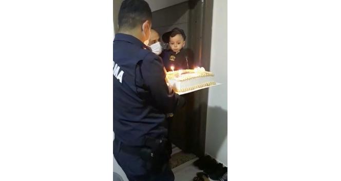 Jandarmadan şehit oğluna sürpriz doğum günü