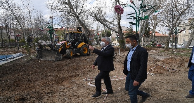 Atatürk Parkı yenileniyor