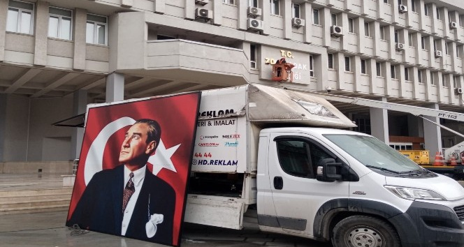 Erdoğan’ın gelişi öncesinde Valilik binasında yenileme çalışmaları başladı