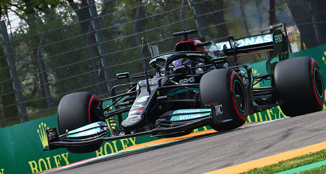 İtalya&#039;da pole pozisyonu Lewis Hamilton&#039;ın