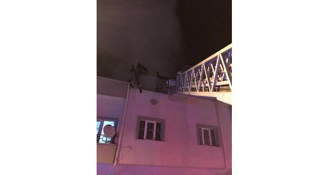 Nevşehir’de çatı yangını korkuttu