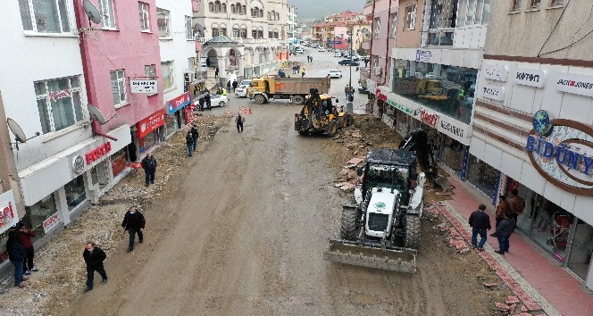 Akdağmadeni İstiklal Caddesinde Büyük Dönüşüm Başlıyor