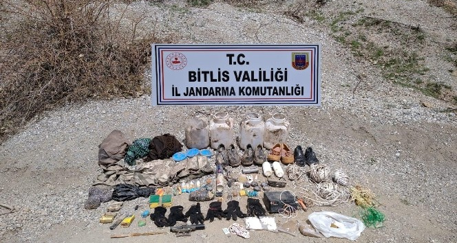 Bitlis’te patlamaya hazır TNT ve inşaat malzemesi ele geçirildi