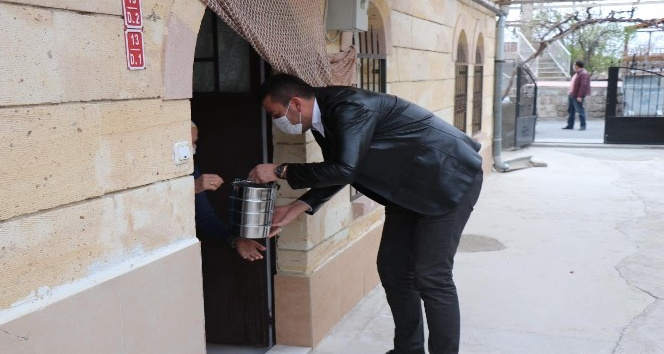 Ürgüp’te iftar yemekleri kapıya teslim ediliyor