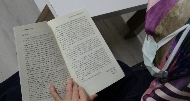 (Özel) Uzman hemşire, sağlık bakım sisteminde manevi bakımın önemini anlatan kitap yazdı