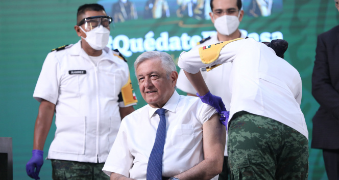 Meksika Devlet Başkanı Obrador, AstraZeneca aşısı oldu