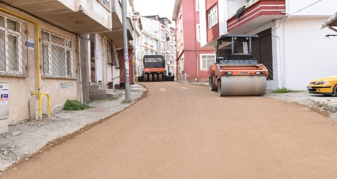 Altınordu’da alt ve üstyapı çalışmaları devam sürüyor