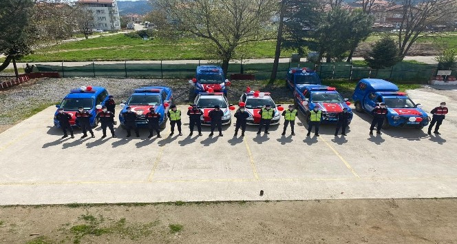 Çanakkale’de kolluk kuvvetleri 23 Nisan coşkusunu yaşattı