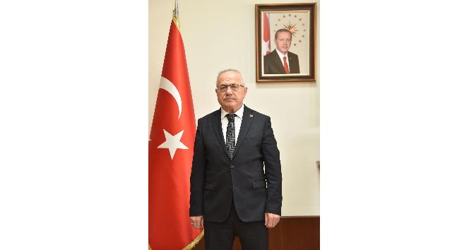 Rektör Namık Ak, canlı yayında öğrencilerle buluşacak