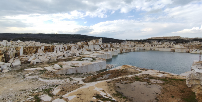 Mermercilerden köylüye ölüm havuzu kaldı