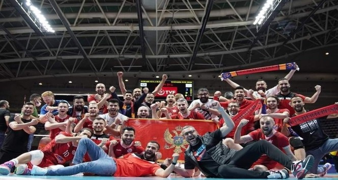 Voleybol Efeler Ligi’ne yükselen Kızıltepe ve Cizre ekibine GSYD’den tebrik