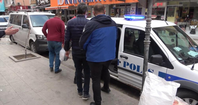 Kırıkkale&#039;de kıraathaneye kumar baskını: 5 kişiye 44 bin 180 lira ceza