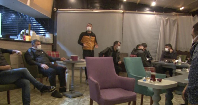 Ümraniye’de nargile keyifli okey partisi baskınında polise “ bize yardımcı olun” teklifi