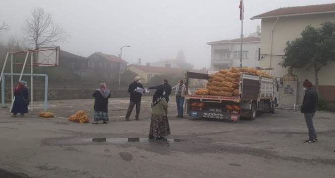 Kastamonu’da ücretsiz 53 ton patates ihtiyaç sahiplerine dağıtıldı