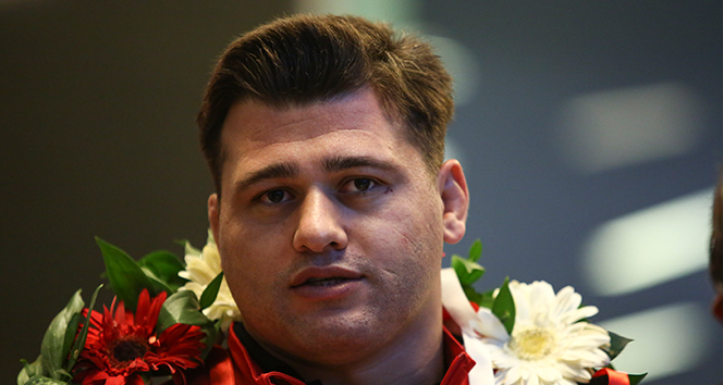 Rıza Kayaalp: 'En büyük hayalim Olimpiyat altın madalyasını da ülkemize kazandırmak'