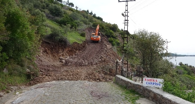 Hayalet şehre dönen Assos Antik Liman’da kaya ıslahı çalışmaları başladı