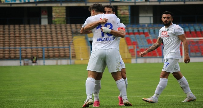 2. Lig: Kardemir Karabükspor: 1 - Karacabey Belediyespor: 2