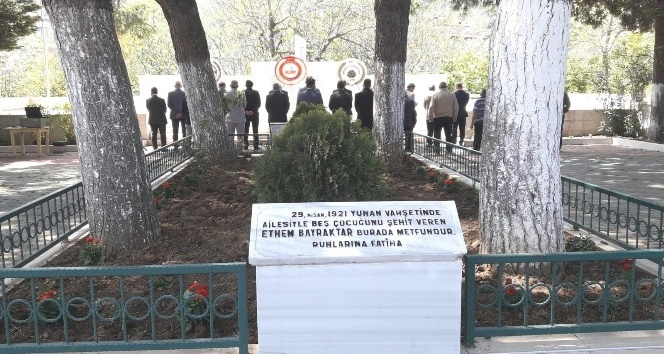 Yunan askerleri ile Ermeni ve Rum çetelerince katledilen 830 kişi törenle anıldı
