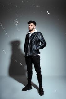 Genç kuşağın yeni sanatçısı Fırat Acar’ın “Öle Öle” adlı son single gün yüzüne çıkıyor