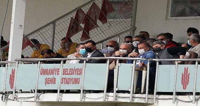 Abdullah Avcı, Ümraniyespor-Altay maçını takip etti