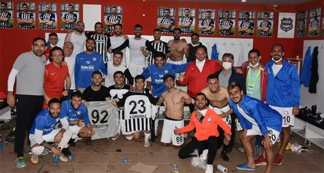 Nazilli Belediyespor şampiyon olarak 2’inci lige yükseldi